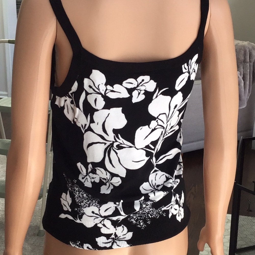 Sweater Set - image 8